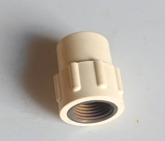 REDUCER COUPLER (BRASS THD X SOC)